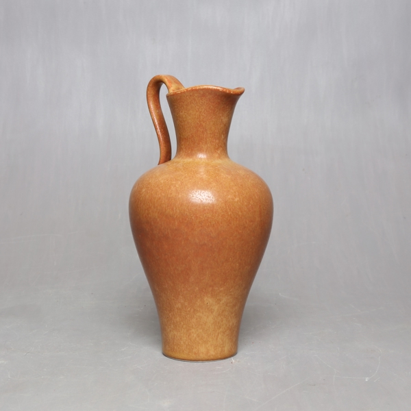 VASE by Gunnar Nylund, vase with handle / GUNNAR NYLUND, vas med hänkel_1140a_lg.jpeg