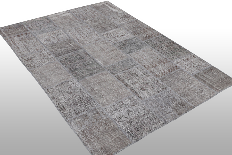 ORIENTAL CARPET, patchwork, 300 x 201 cm / ORIENTALISK MATTA, patchwork, 300 x 201 cm_1259a_lg.jpeg