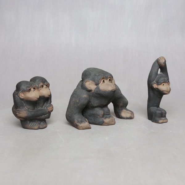 ESTER WALLIN (1928-2009). figuriner, 3st apor, keramik, Upsala Ekeby, omkring 1900-talets mitt_1292a_lg.jpeg